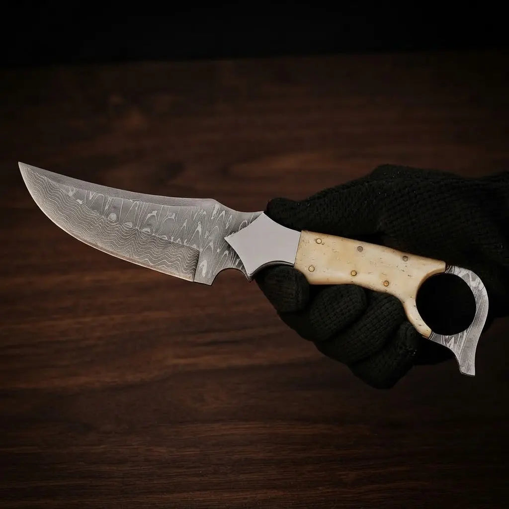 Custom Ringtail Hunting Knife – Stainless Damascus Blade